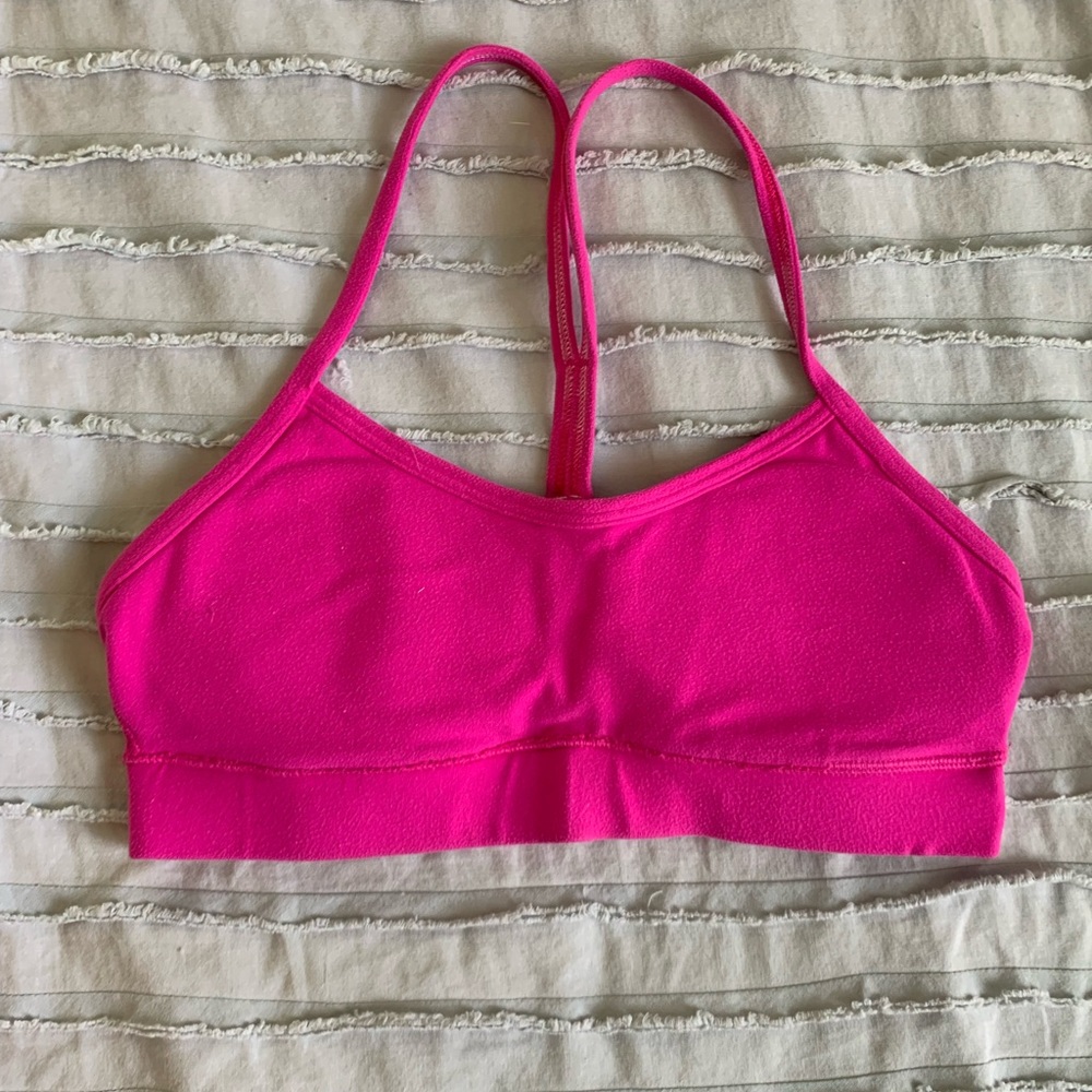 Lululemon pink sports bra